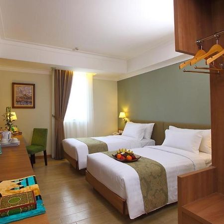 Aziza Syariah Hotel Solo By Horison Extérieur photo